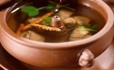 Những món ăn bổ dưỡng từ đông trùng hạ thảo