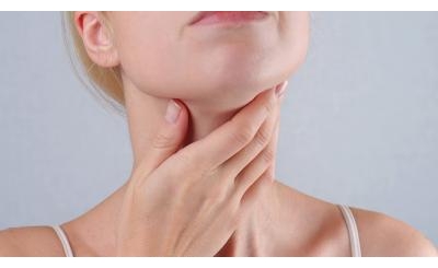 Nguyên nhân và dấu hiệu nhận biết ung thư tuyến giáp là gì?